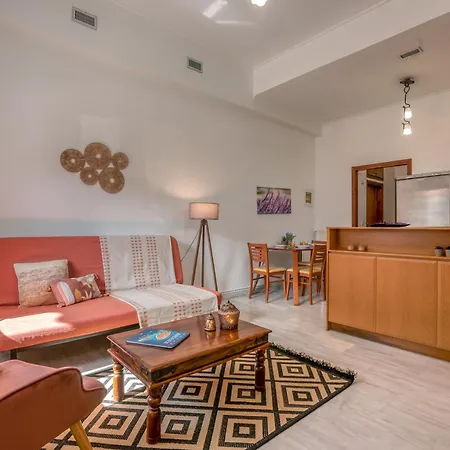 Lavande Apartament