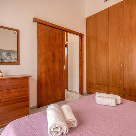 Lavande Apartament *